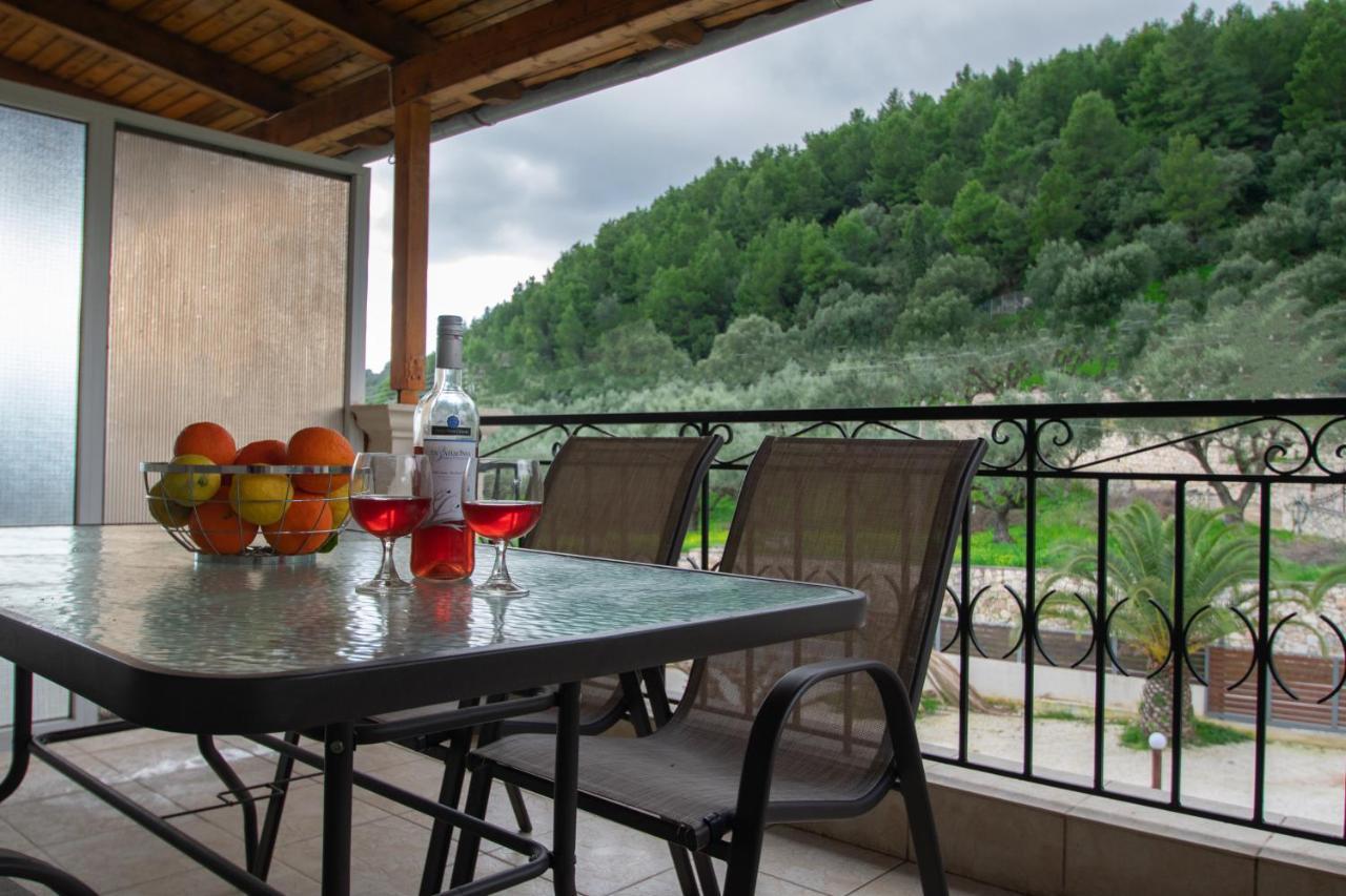 Family Private Homes & Sea View Lithakiá Kültér fotó